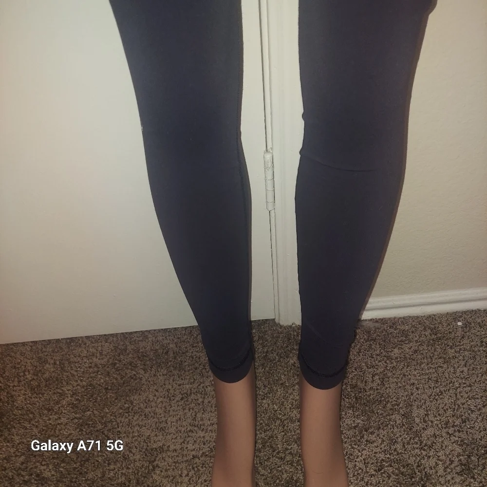 Lululemon Athletica Black and Gray High-Rise Leggings ((NNT) L37 Hip10 Inseam29